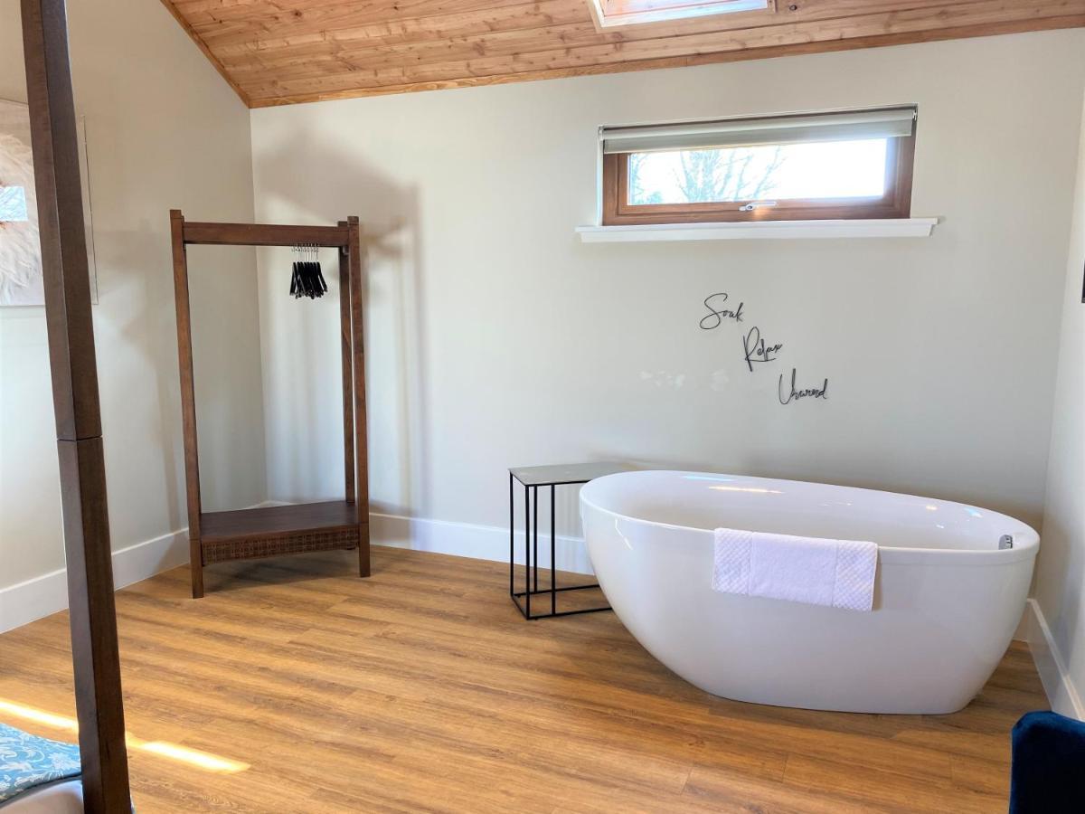 Holiday home Pheasant With Hot Tub Forgandenny